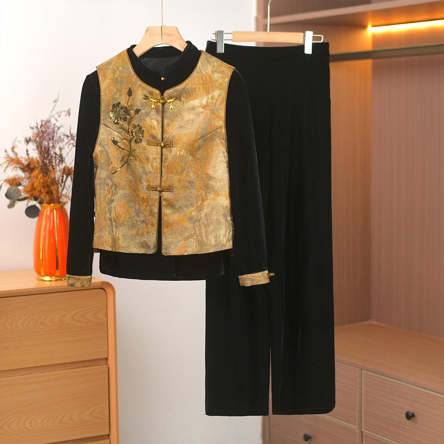 

Elegant Gold Velvet Three-Piece Suit for Mature Women - Vest, Jacket, and Pants Set XL (120-130 jin) жовтий