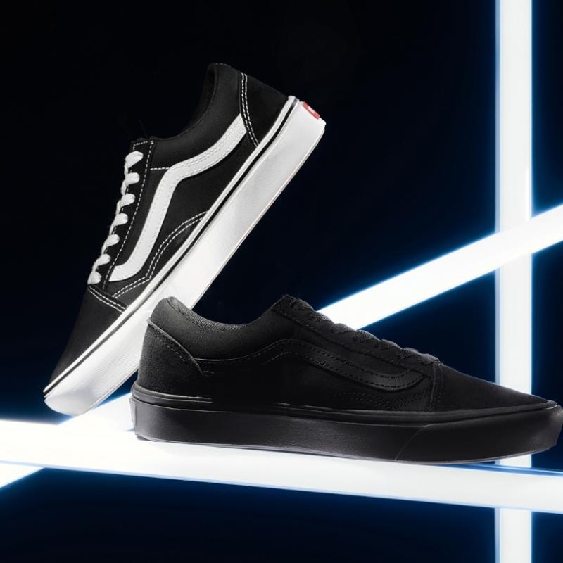 Barnes Comfique Old School Black True White Vn0a3wmavne1