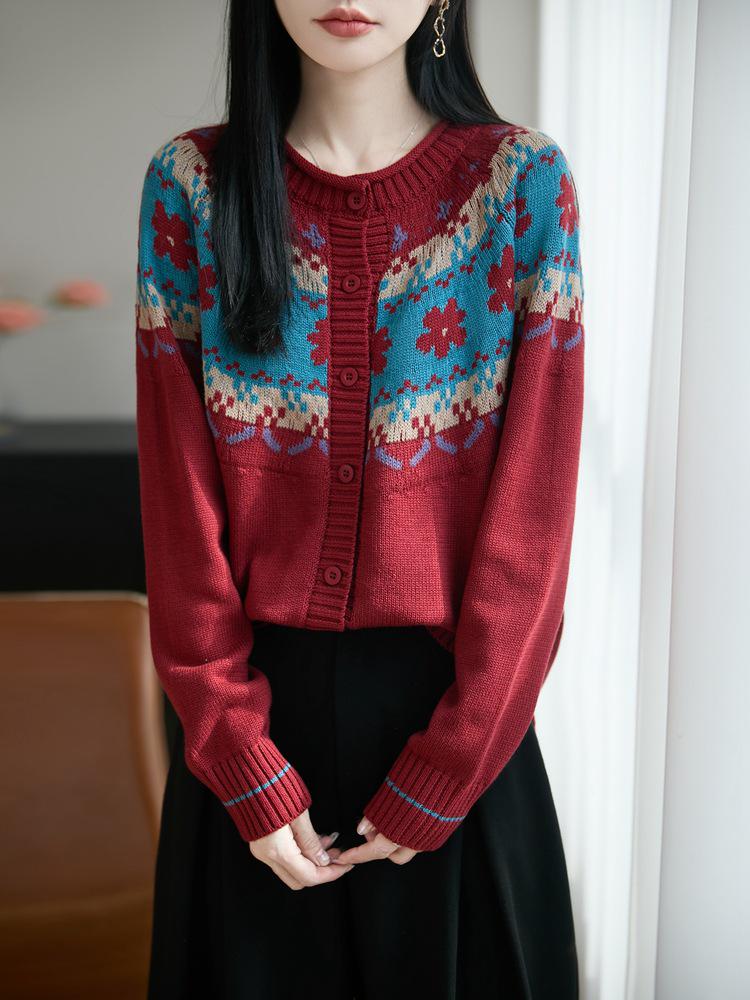 2026 Spring-Autumn Sticky Rice Velvet Knit Cardigan - Thick Rolled Edge, Round Neck, Jacquard Design for Women.