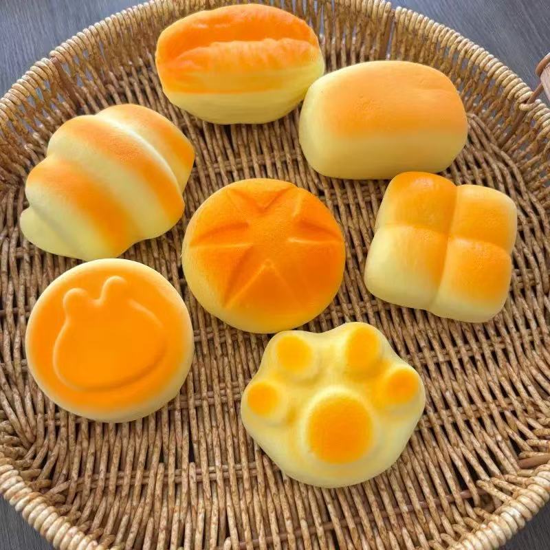 Süßes Mini-Brot Squishy Spielzeug Weich Langsam Aufgehendes Brot Quetschspielzeug Feuchter Griff Stressabbau Fidget Spielzeug Kawaii Handgemachtes Brot Kuchen