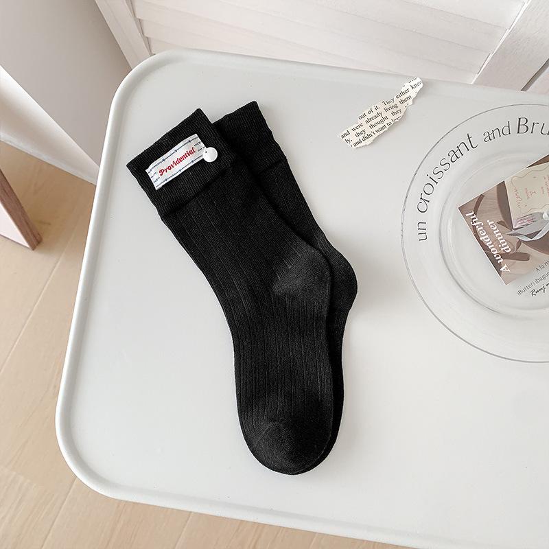 Damen Frühling und Herbst Neu Einfach Muschel Stoffetikett Preppy Stil Knochenlose Röhren Sockenstapel