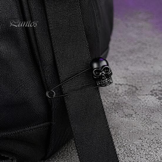 Safety Pin Brooch Skull Brooch, with Lock Design, 3D Unique Accessory Carving Halloween Punk for Jackets Lapels Backpacks Gift Costume