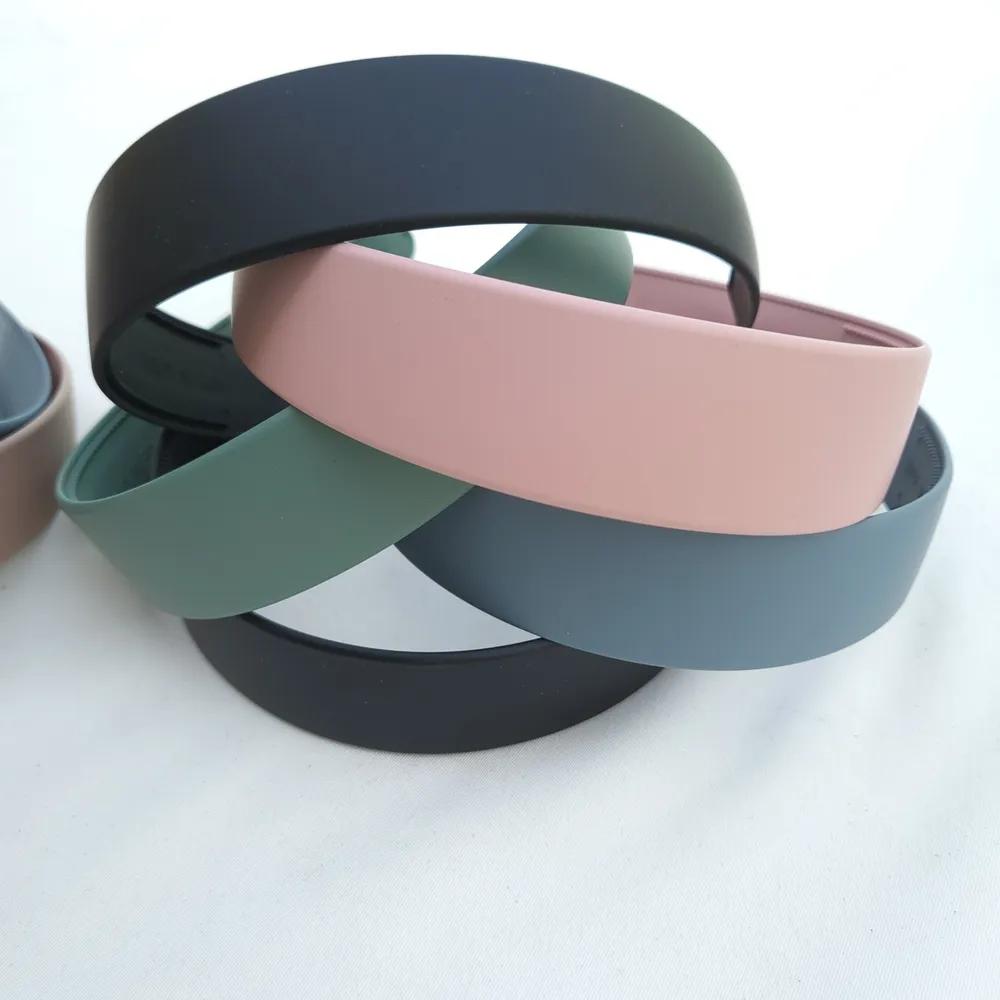 1 Set of 10 Pastel-toned Plain Matte Plastic Headbands