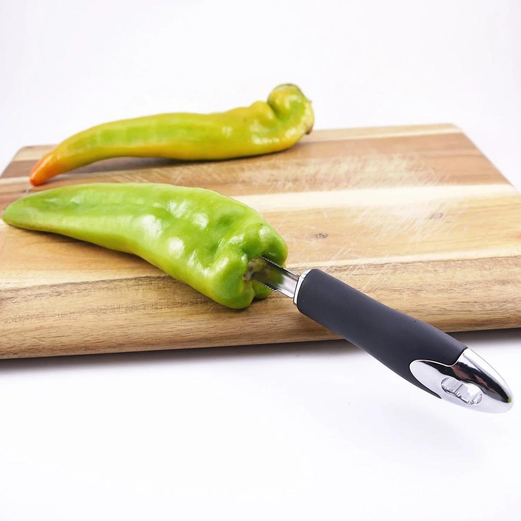 Stainless Steel Chili Core-removing Tool Home Portable Chili Courgette Cucumber Pepper Corer Kitchen Gadgets with Serrated Edge