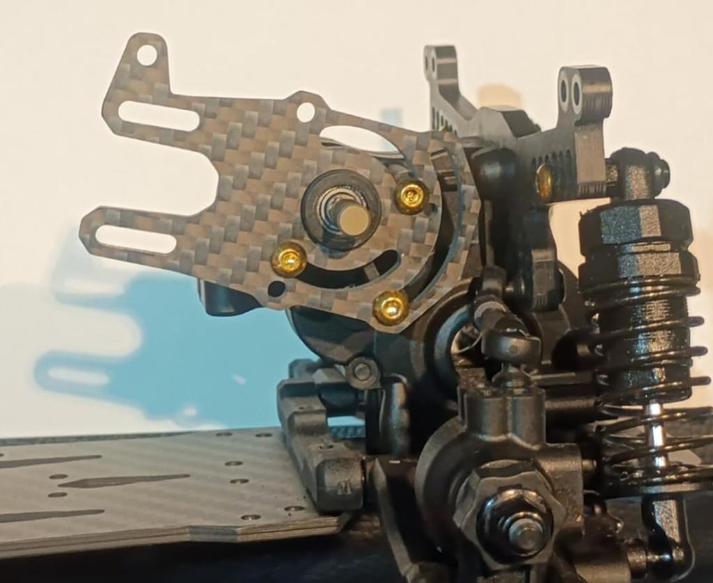 Metal Garage Japan Original Carbon Fiber 380 Motor Mount for RD2.0 (MGRD2-6)