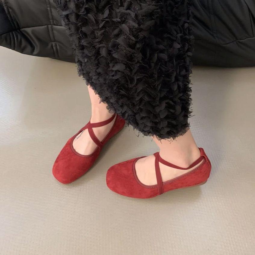 Fashion Bailamos Brand New Women Flat Shoes Fashion Red Ladies Casual Dress Mary Jane Shoes Soft Sole Round Toe Outdoor Ballerina Shoes