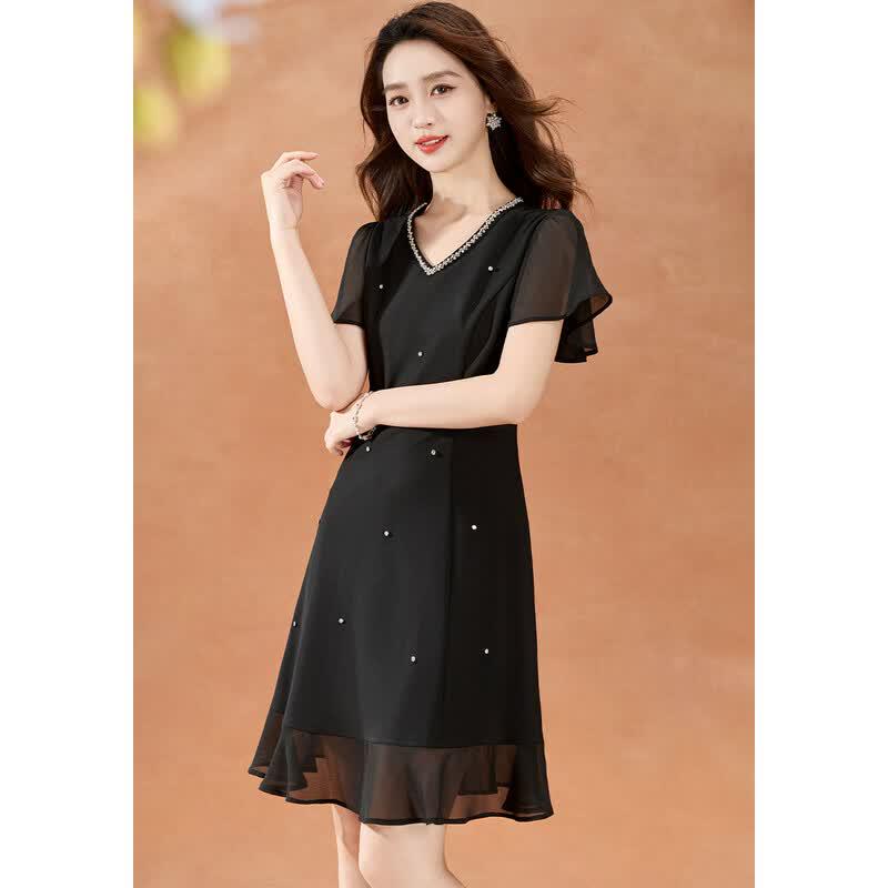 Elegant V-Neck A-Line Midi Dress with Spliced Design