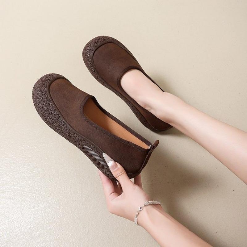 Flat-bottomed Doudou shoes women's new autumn versatile retro soft-soled single shoes one-pedal lazy shoes grandma shoes