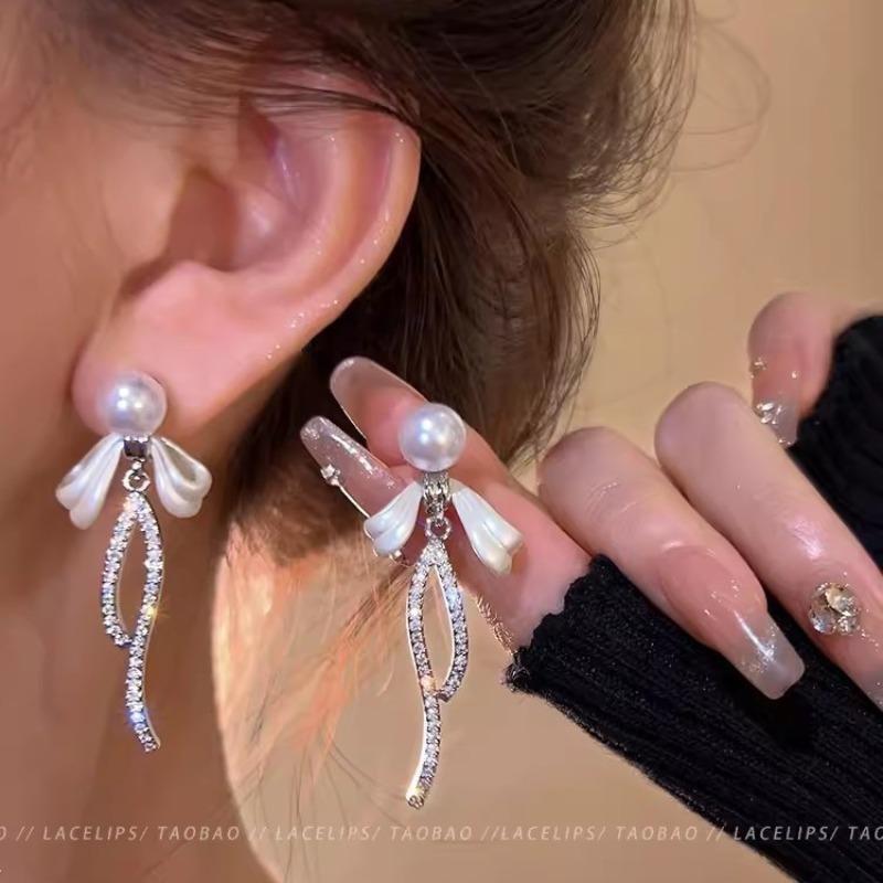 S925 silver needle zircon pearl earrings women's light luxury niche high-end butterfly stud earrings versatile temperament earrings