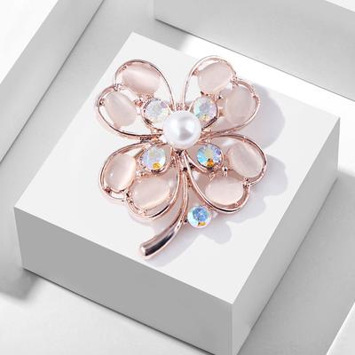 Fashion Colour Preservation Rose Gold Cat's Eye Stone Four-leaf Clover Rhinestone Pearl Brooch Pin Women's Clothing Accessories