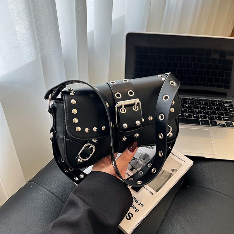 Trendy Punk Style Armpit Bag Large Capacity Underarm Bag Vintage Style Handbag Rivet Design Shoulder Bag For Women