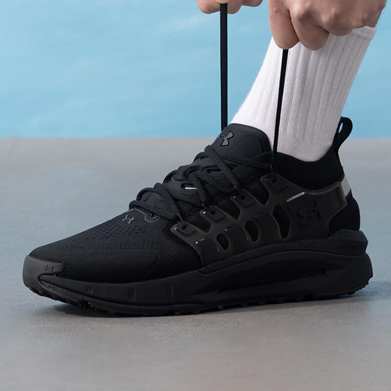 

Under Armour Unisex Casual Low-Top Athletic Shoes 42