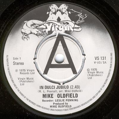 7inch Record MIKE OLDFIELD - In Dulci Jubilo / On Horseback VS131 Virgin 1975 UK Rock Used