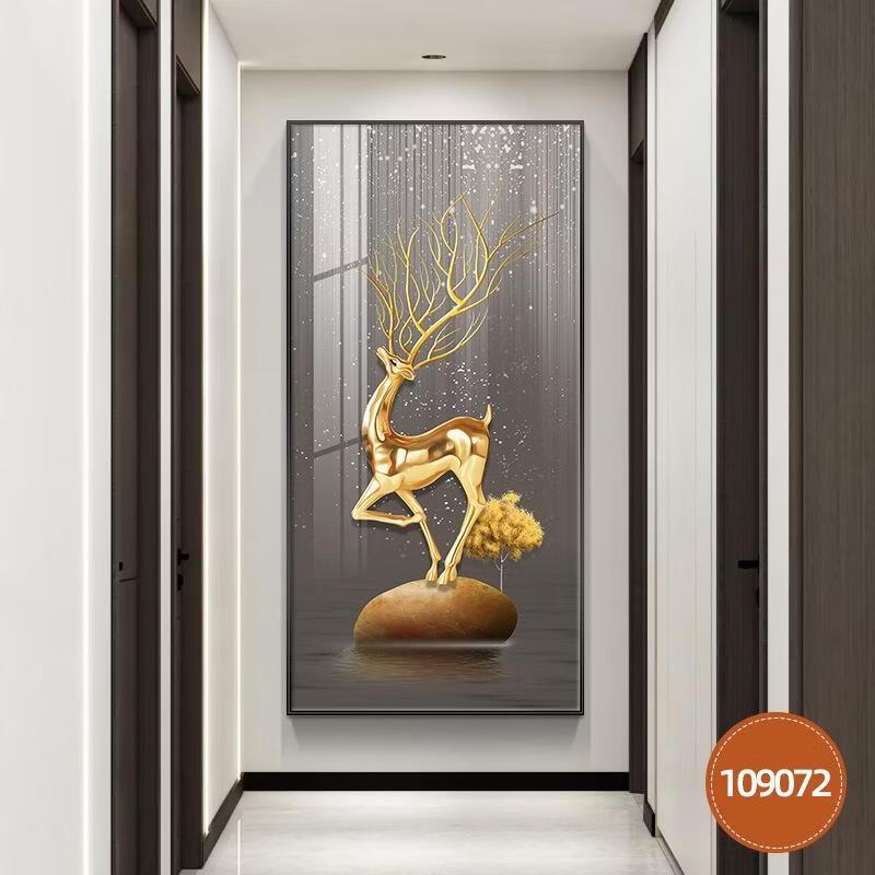 

JINGRUIXIANG Golden Deer Textured Vertical Canvas Art