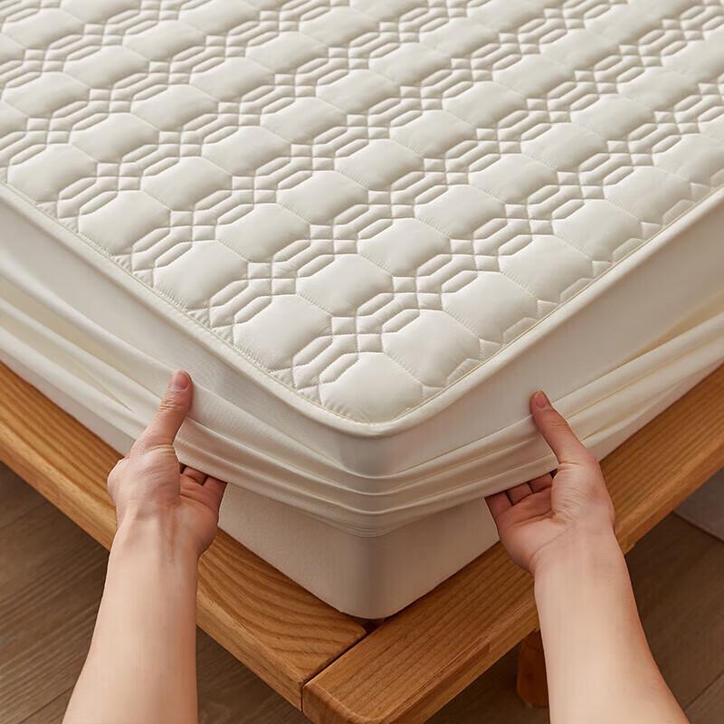 Heilan Home Quilted Washed Cotton Mattress Protector
