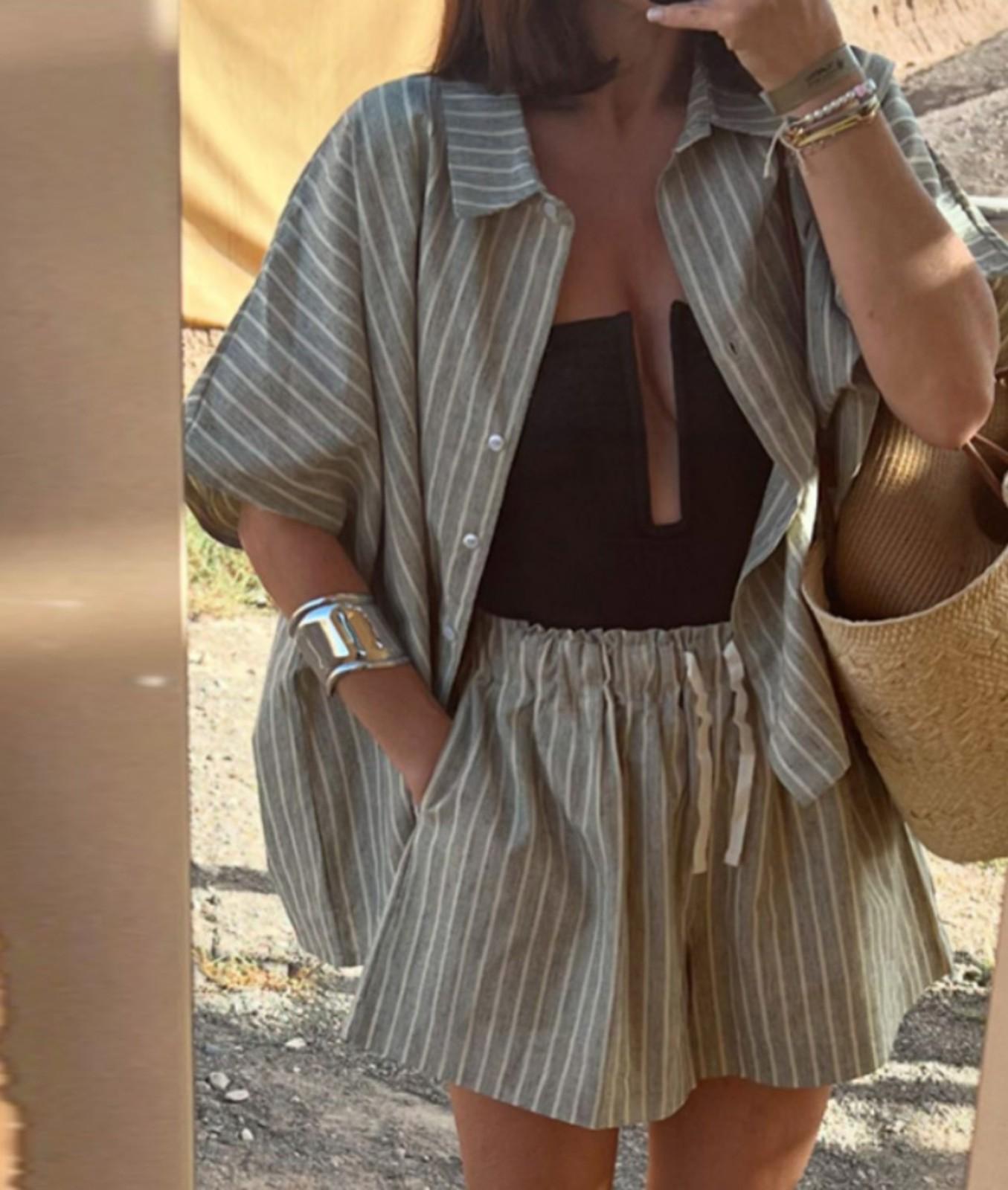 

Женский Комплект из Двух Предметов: Топ, Рубашка и Шорты L