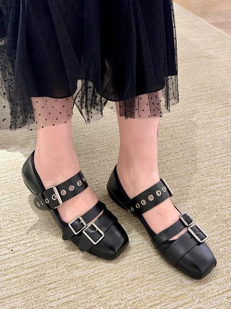 Flat-bottomed Sports Ballet Shoes New Retro Belt Buckle Square Head Shallow Mouth Fashion Shoes