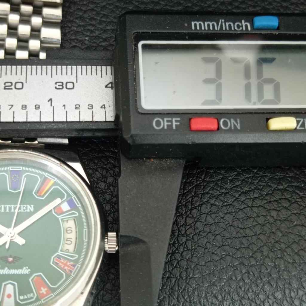 ORIGINALE VINTAGE CITIZEN AUTOMATICO 8200 GIAPPONE OROLOGIO DA UOMO QUADRANTE VERDE a709314-1