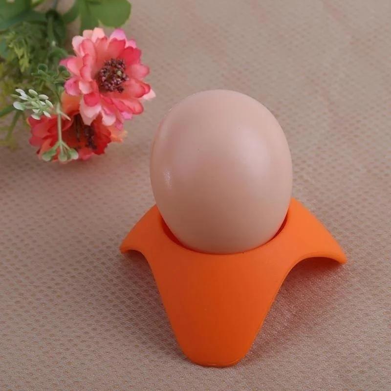 New Creative Silicone Eggs Cup Holder Food Grade Boiled Boiler Eggcup Storage Protect Kitchen Cooking Tool Gadgets Color Random
