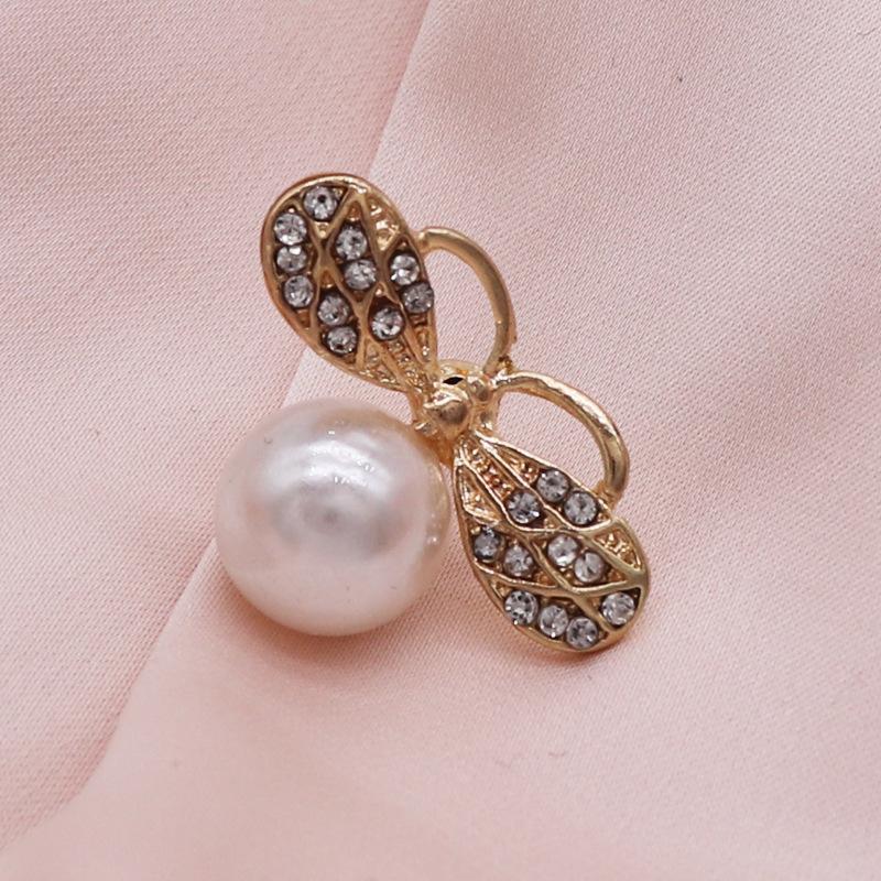 High-End, Cute Air-Chest Pin Buckle, Anti-Light Buckle, Source Jewelry, Corsage Bee.