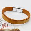 Bracciale Semplice in Pelle di Vacchetta Vintage per Uomo Versatile Creativo Fibbia Magnetica Bangles Gioiello Accessorio Tendenza Streetwear Maschile