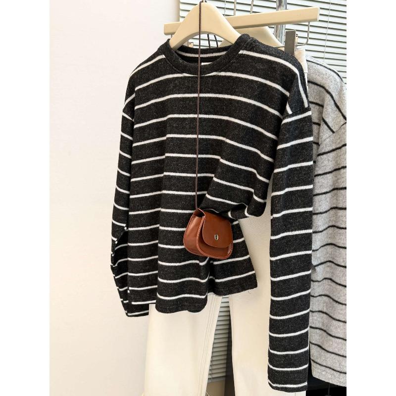 

Wind striped long-sleeved T-shirt women s autumn and winter new polished plush bottoming shirt loose and lazy top XL темно-сірий