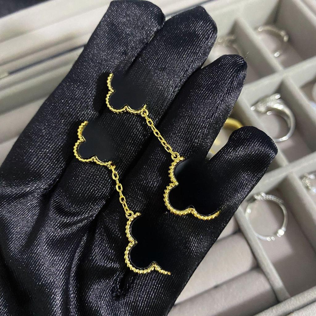 Cercei Exquiziți cu Ciucuri Trifoi cu Patru Frunze Norocos - Declarație de Modă Versatilă