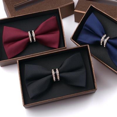 Herren Fliege formeller Business-Stil Strass-Dekor Exquisite Satin Helle Farbe Glatte Volltonfarbe Party Bankett Hochzeit Bräutigam Schleife Kleidung Accessoires