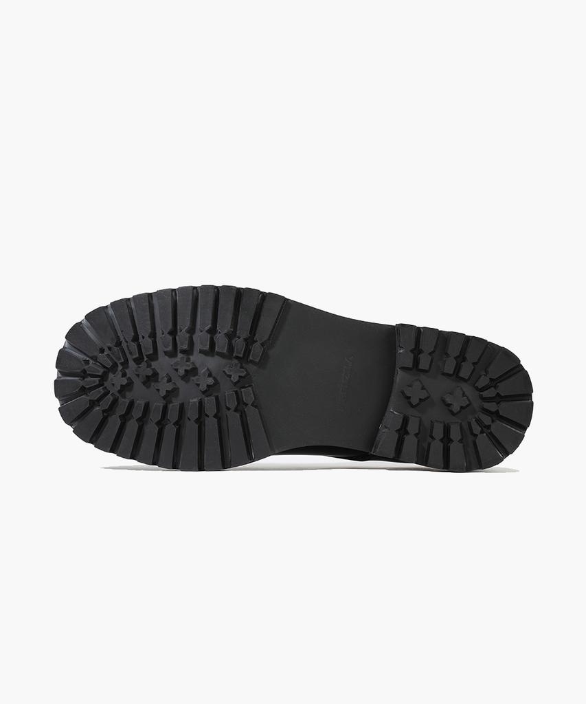 Firenze Atelier [Vibram] Volume Toe Hidden Stitch Pull-Up Leather 3-Hole Derby 1090 [Shine Black]