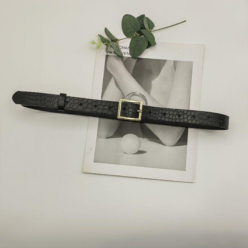 Retro Eleganter Silberner D-Schnallen Gürtel aus Schickem PU-Material Stilvolle Ergänzung zu Jeans Kleidern und Freizeitoutfits