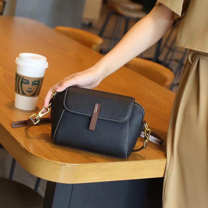 Leather Single-shoulder Small Square Bag, Spring and Summer Bag Feel, Crossbody Bag, Fashionable and Versatile, Small Bag for Women