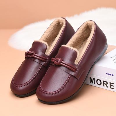 Winter nieuwe fluwelen verdikte katoenen schoenen dames antislip warm midden-leeftijd en oud pedaal zachtzool moeder schoenen