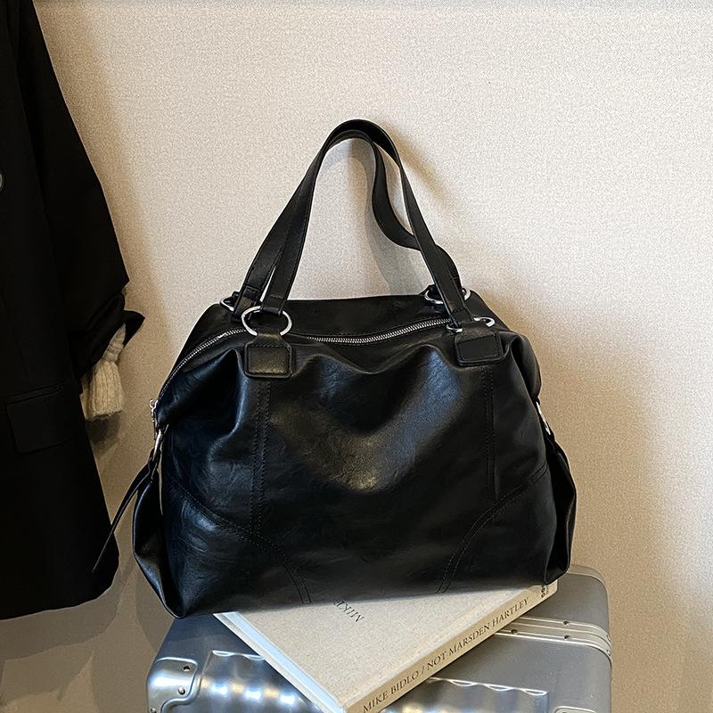 Retro Large-capacity Commuter Shoulder Bag Women's Autumn and Winter 2025 New Korean Version Casual Tote Bag Portable Travel Bag