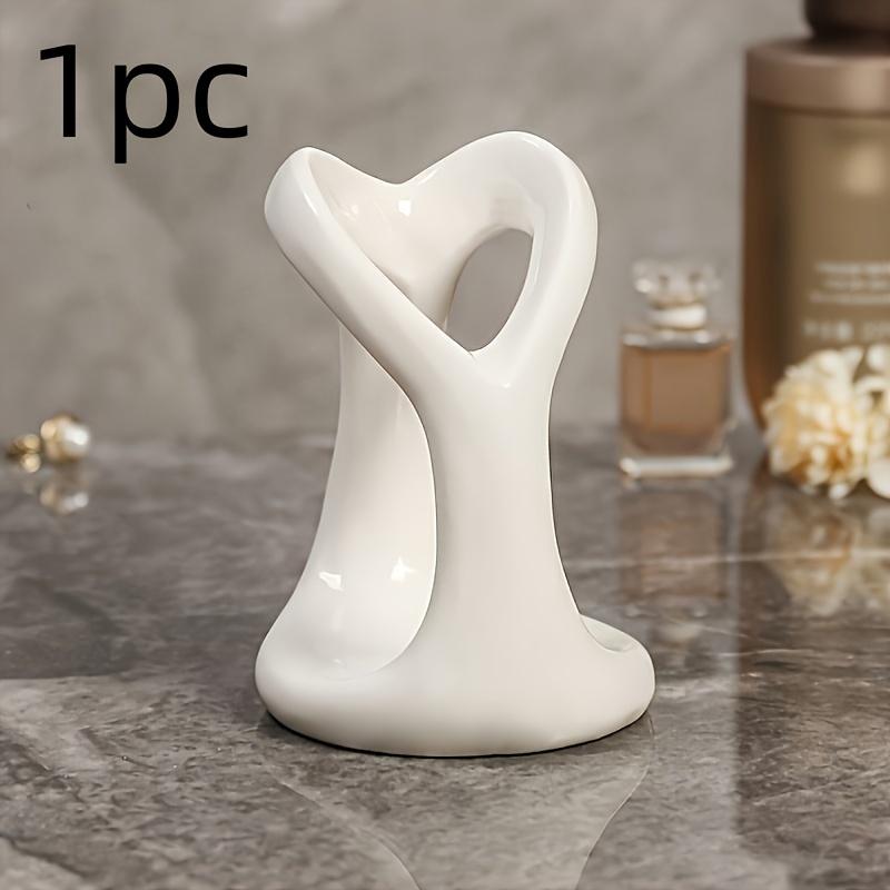1pc Ceramic Heart-Shaped Toothbrush Holder, Freestanding Bathroom Accessory, Thickened Moisture-Proof Design, Cute Cartoon Couple Toothbrush Organizer