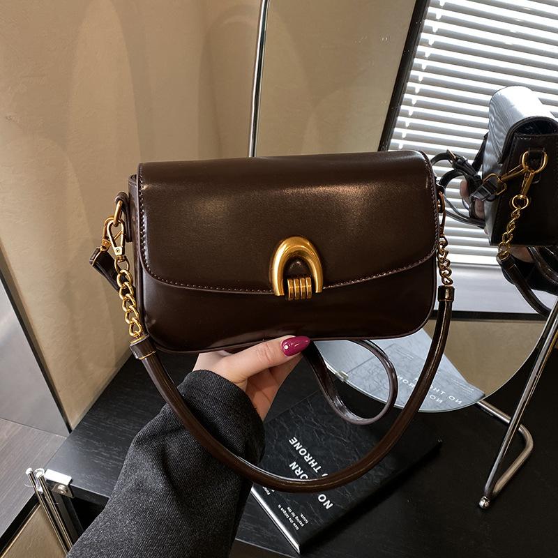Fashionable and Simple Small Square Bag, Trendy and Stylish, Single-shoulder Crossbody Small Bag