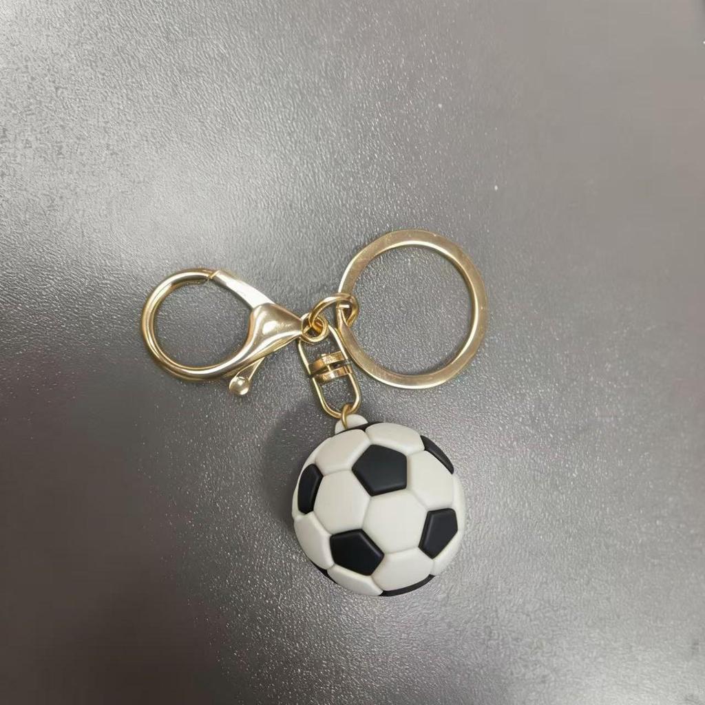 3D Football Keychain: World Cup League Commemorative Pendant for Couples, Backpacks, and Gifts