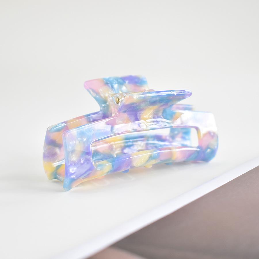 European & American Women’s Black & White Checkered Hair Clip - Large Acetate Acrylic Claw for Bun Hairstyles