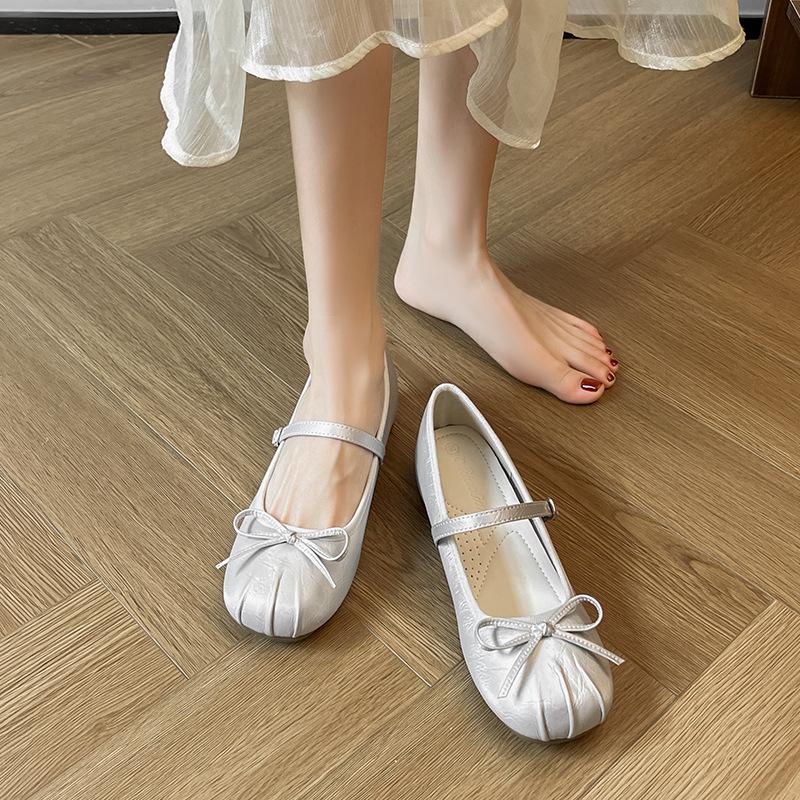 Small inner height increase bow Mary Jane shoes 2025 autumn new high-end soft-soled ballet single shoes women
