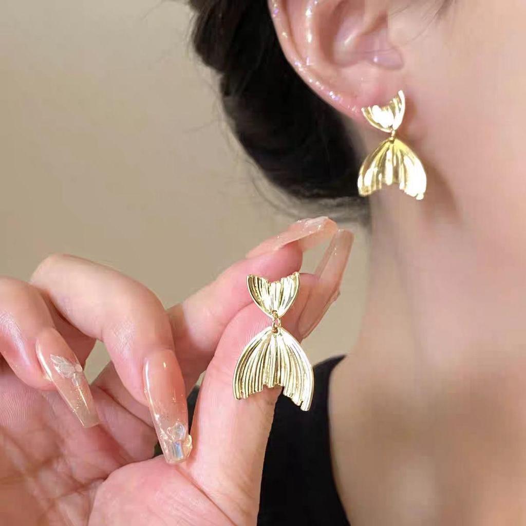 2024 Trendy Luxury Tassel Earrings – Simple, Versatile Bestseller for Women
