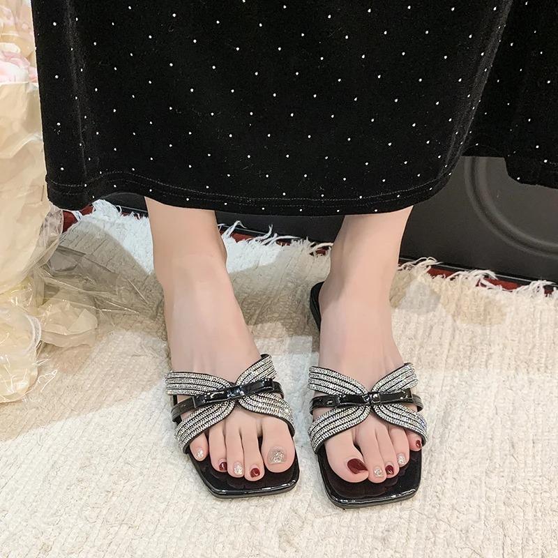 Fashion Shiny Rhinestone Flat Slippers for Women 2025 Summer New Open Toe Sandals Fashionable Beach Party Women's Shoes Flip Flops Women