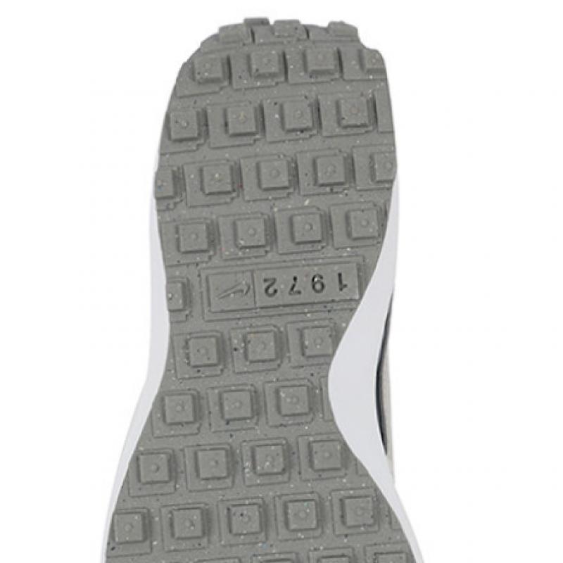 Nike W Sneaker Waffle Debut