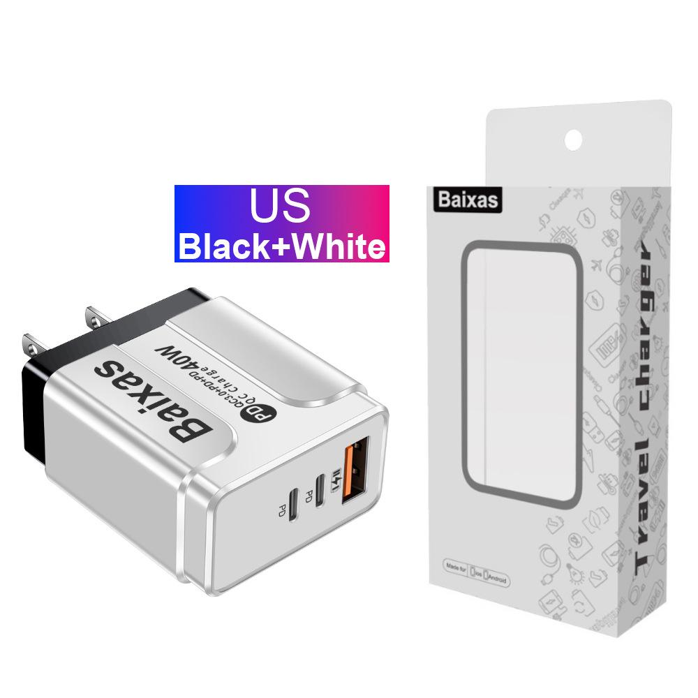 Universal Power Adapter: Compatible with UK, EU, US, AU Standards, 1 USB & 2 PD Ports.