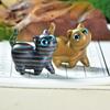 Handheld Green Sandalwood Kitten Figurine: Cute Creative Mini Confident Cat Gift for Men and Women
