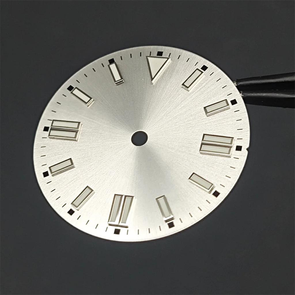 28.5mm Green Luminous Watch Dials Sunray Strips Nails No Date Watch Faces Replace Accessories for NH35/8215/2813/2836 Movements