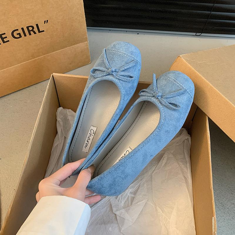 Gentle ballet ladyshoes flat shoes French retro soft sole silver new Chinese red single shoes spring small fragrant wind women's shoes