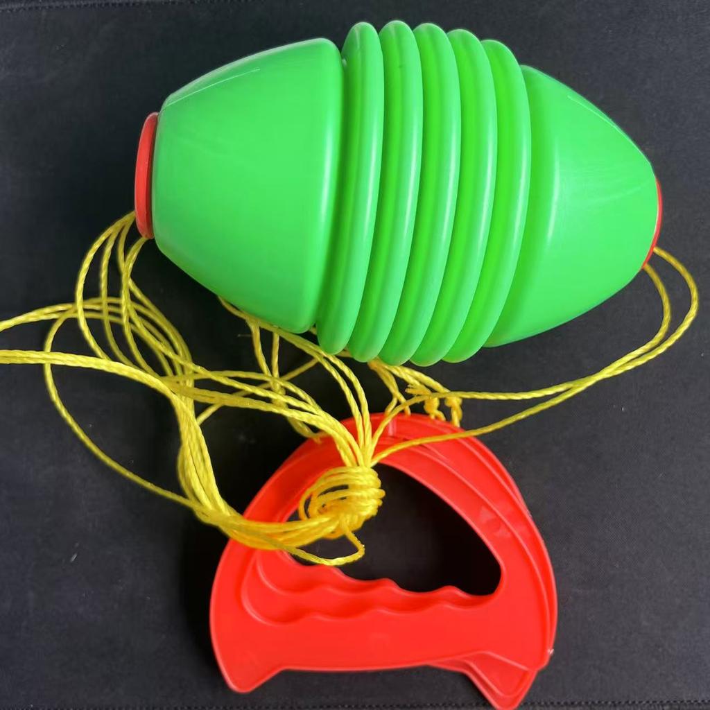 1 Stück Bunte Lustige Spielzeuge, Interaktiver Handgezogener Ball für Familie Draußen & Drinnen, Gleitender Zoom Ball, Verbessert Bewegungsfähigkeiten und Spielzeit