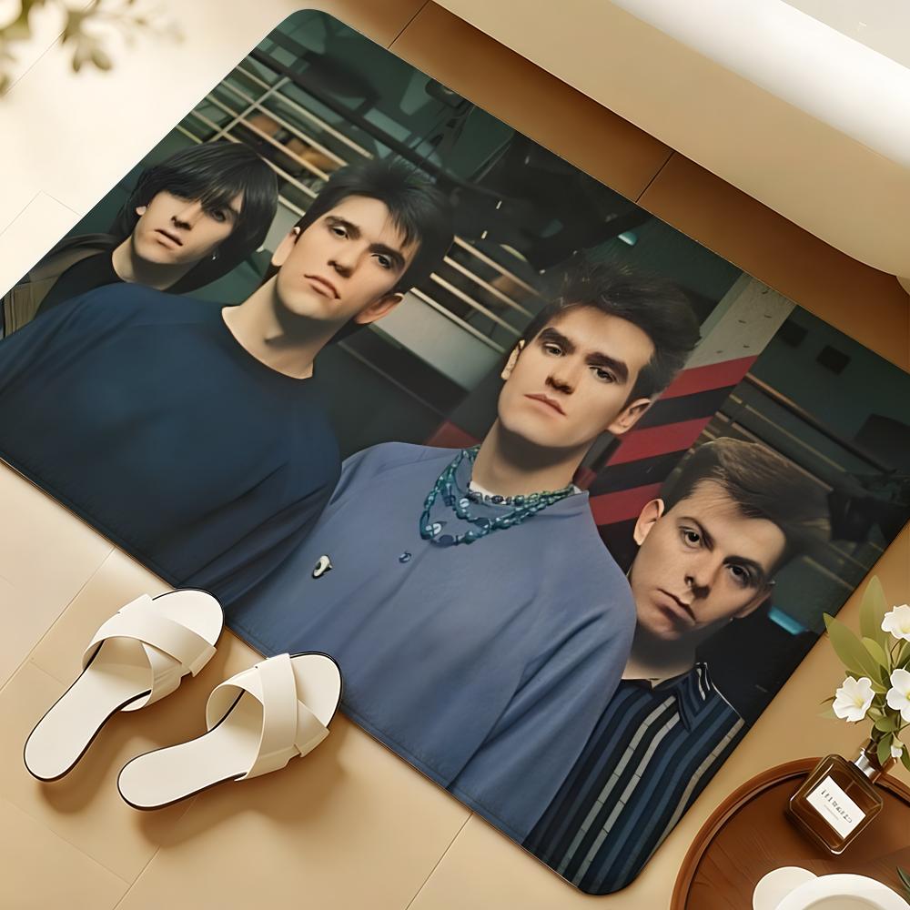 The S-smiths Band Floor Mat Soft Flannel Rug Non-Slip Absorbent Mat For Bathroom Bedroom Home Decor