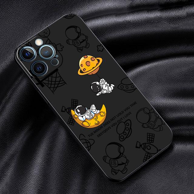 

Чехол для Apple iPhone 14 13 11 12 Pro 7 XR X XS Max 8 Plus 6 6S SE 2022 13Pro, черный мягкий телефон, милый мультяшный космонавт iPhone SE 2022