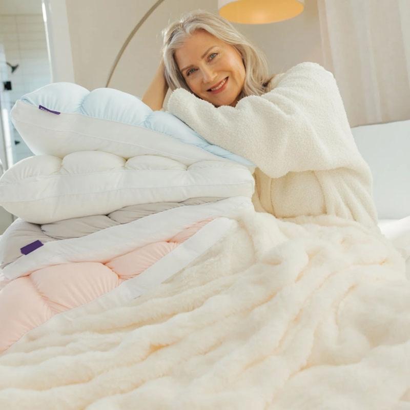 Sleeping Bed Pillow 48 x 74 cm with Quilted Square Checkered and Fiber Fill for Adult Guest Room and Bedroom Bedding