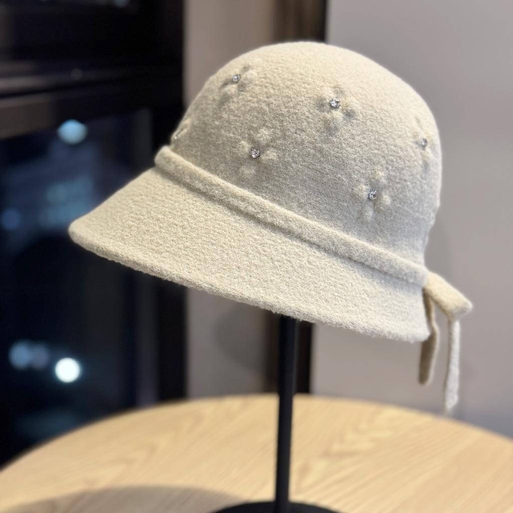 New Winter High-end Handmade Woolen Hat with Rhinestone Decoration, Japanese-style Warm Fisherman Hat, Elegant Women's Bucket Hat, Trendy